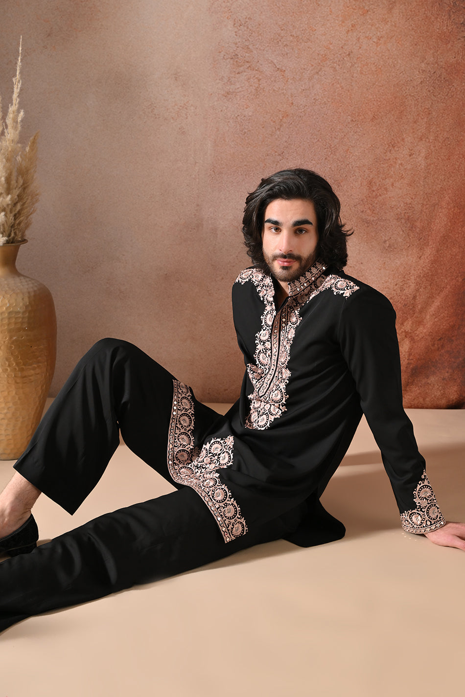 ZARMEHR KURTA SET WITH FLOWY TROUSERS