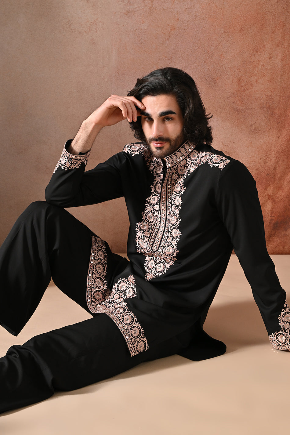 ZARMEHR KURTA SET WITH FLOWY TROUSERS