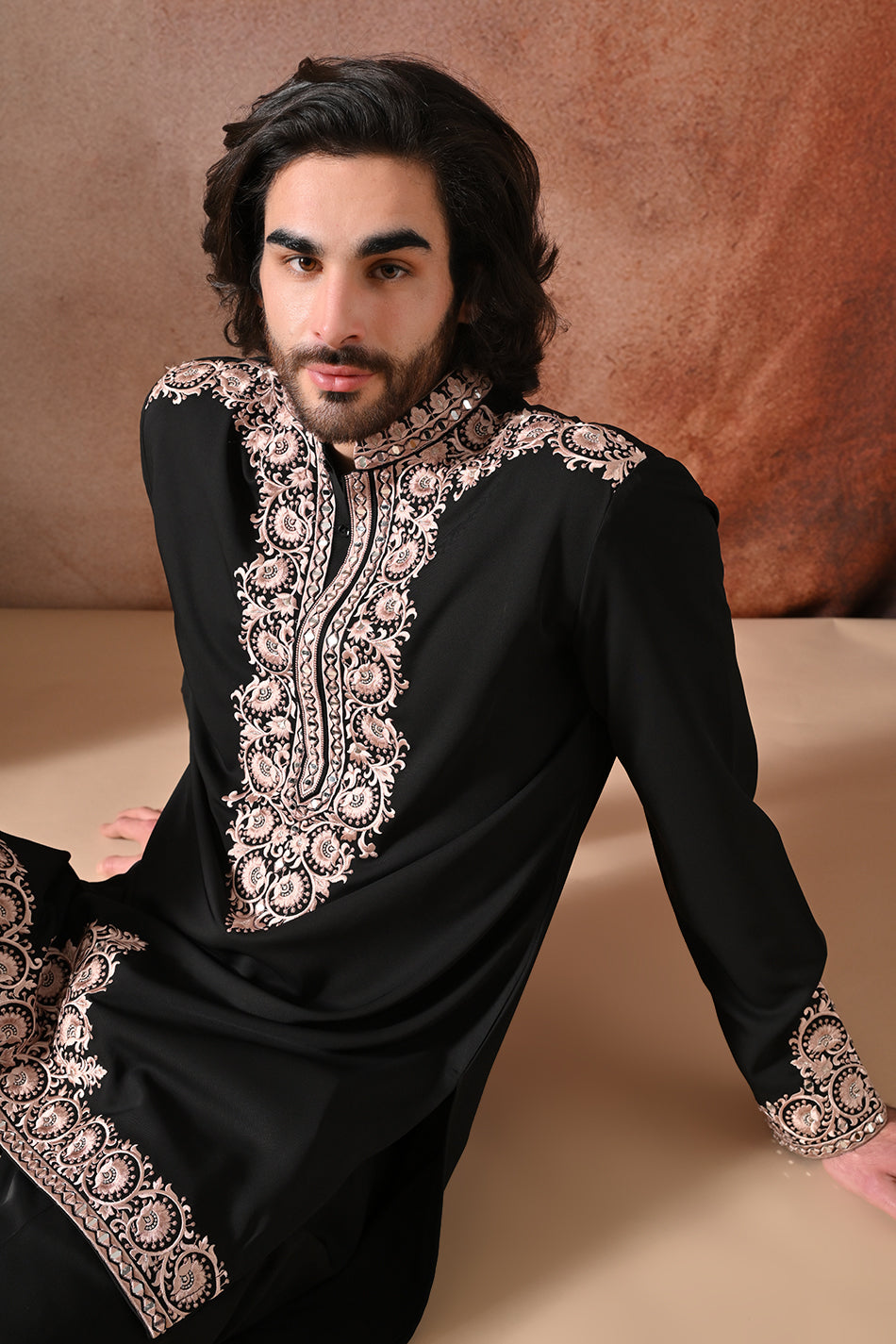 ZARMEHR KURTA SET WITH FLOWY TROUSERS