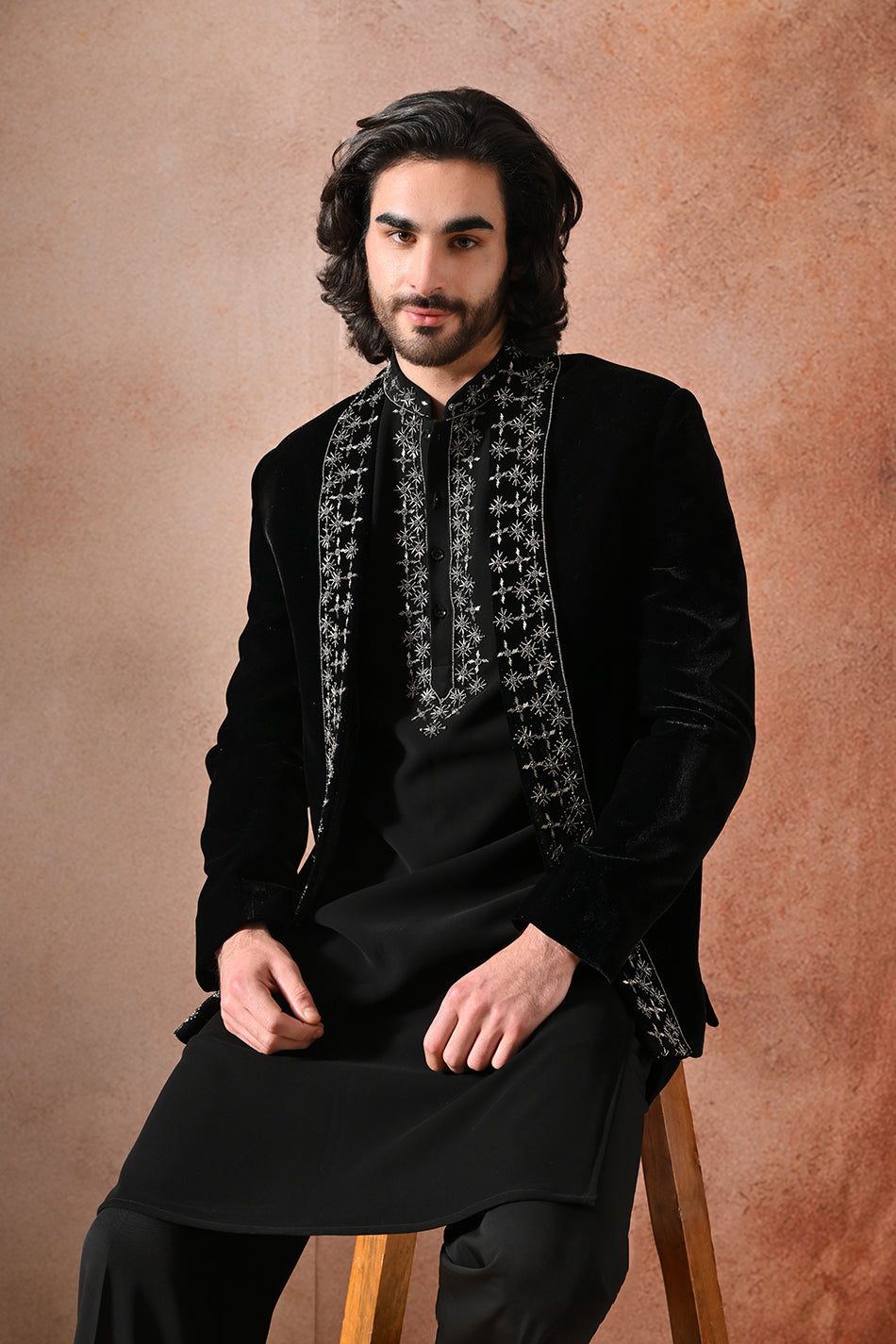 ZARMEHR SHRUG SET WITH KURTA & TROUSERS