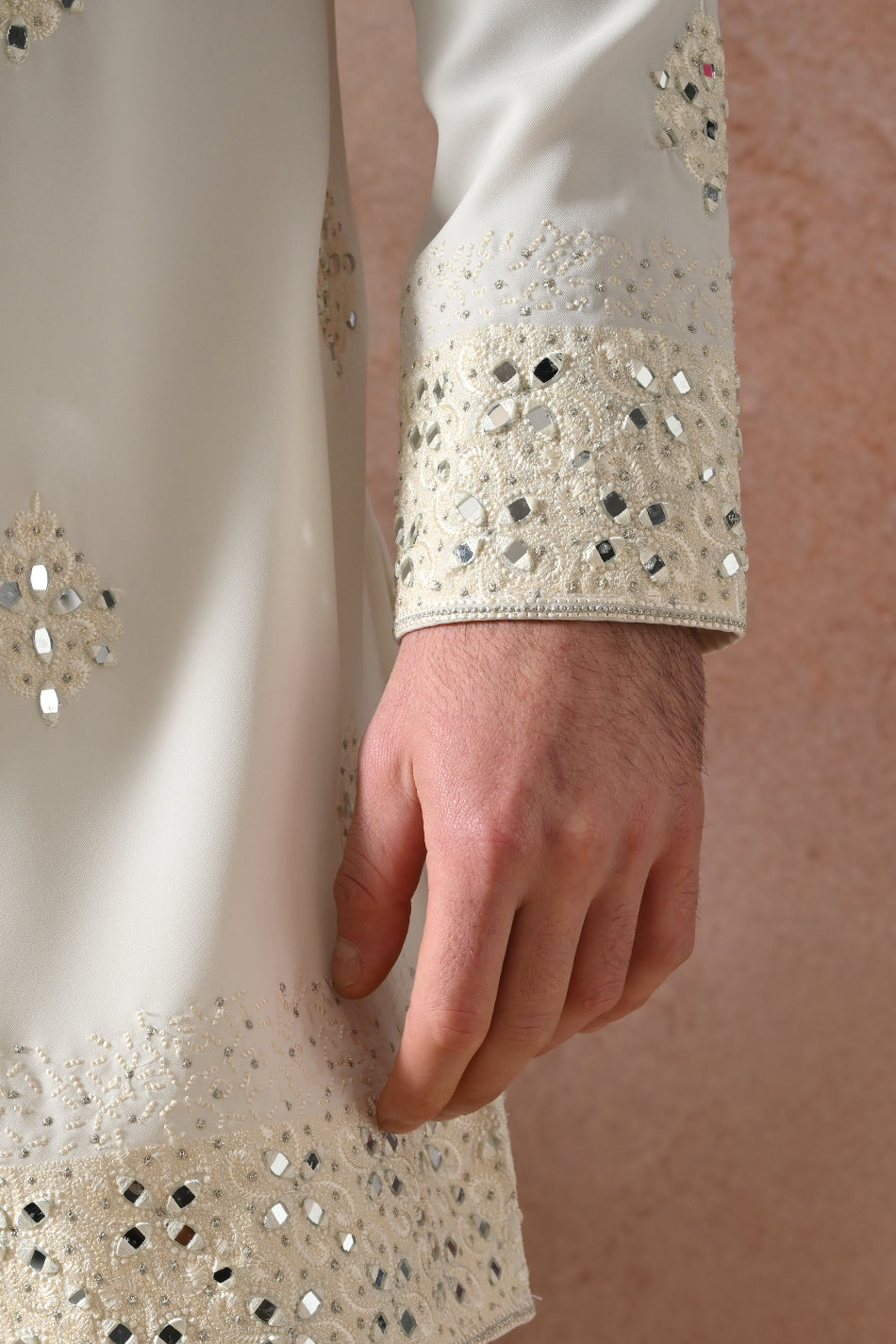 AFSHAAN KURTA SET WITH FLOWY TROUSERS