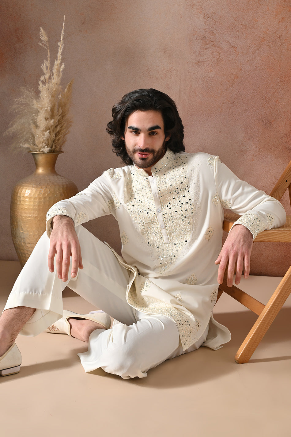 AFSHAAN KURTA SET WITH FLOWY TROUSERS