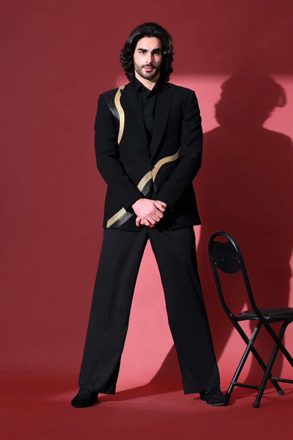 REGAL MINIMAL WAVE BLAZER WITH TROUSERS