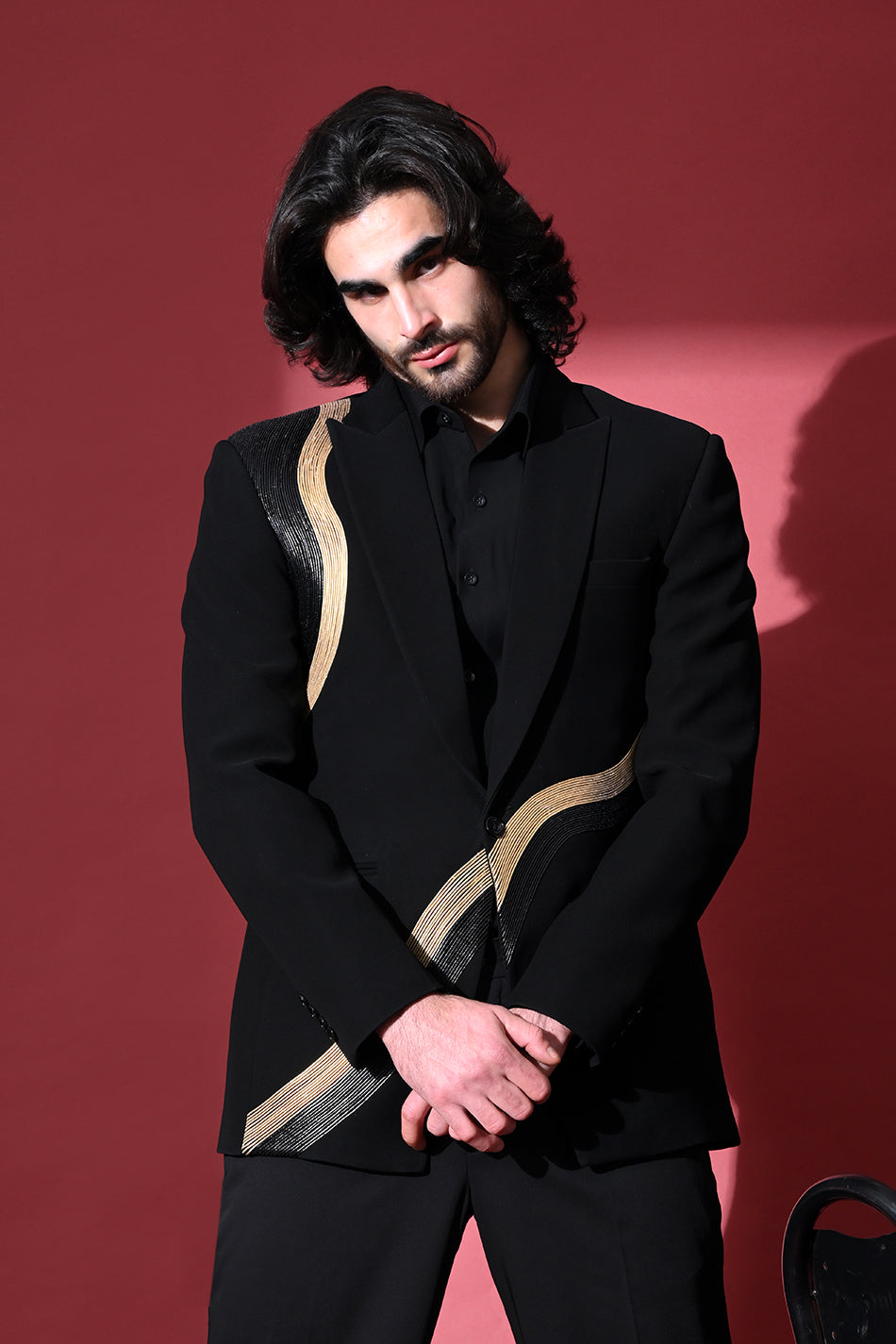 REGAL MINIMAL WAVE BLAZER WITH TROUSERS