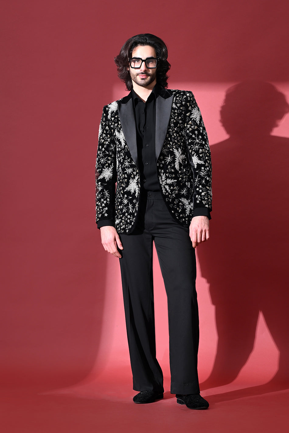 LUNAR NOIR TUXEDO BLAZER WITH TROUSERS